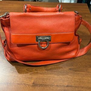 ❤️🧡 Salvatore Ferragamo Sofia Gancini Leather Purse❤️🧡